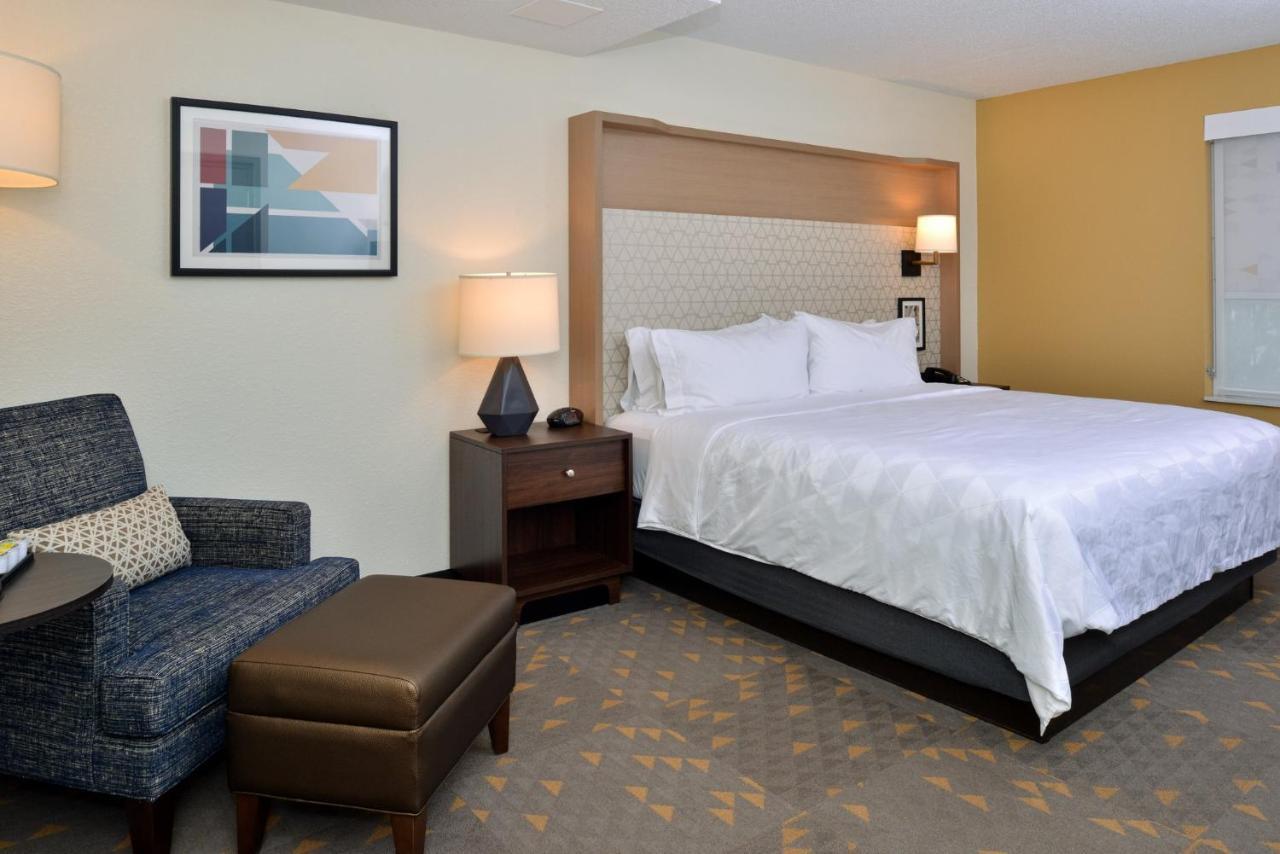 Holiday Inn Hotel & Suites Overland Park-Convention Center By Ihg Esterno foto