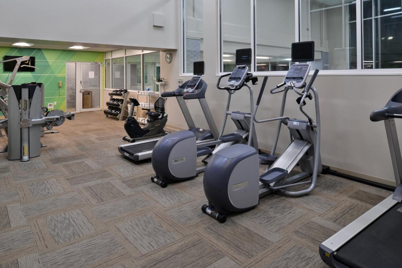 Holiday Inn Hotel & Suites Overland Park-Convention Center By Ihg Esterno foto