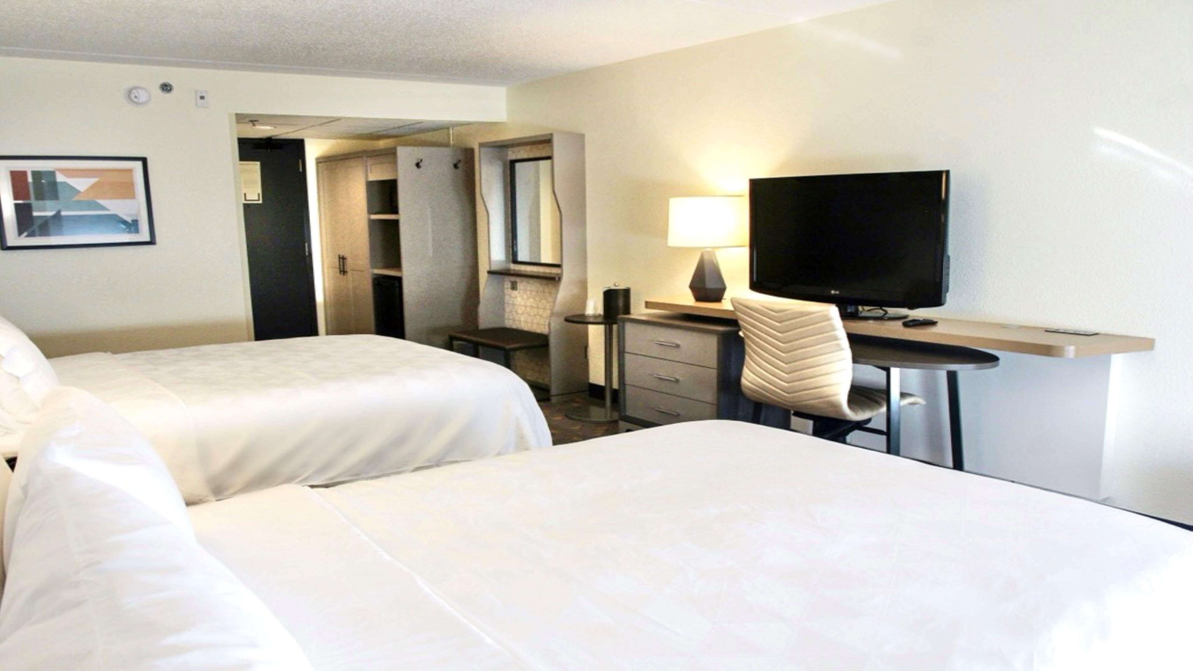 Holiday Inn Hotel & Suites Overland Park-Convention Center By Ihg Esterno foto