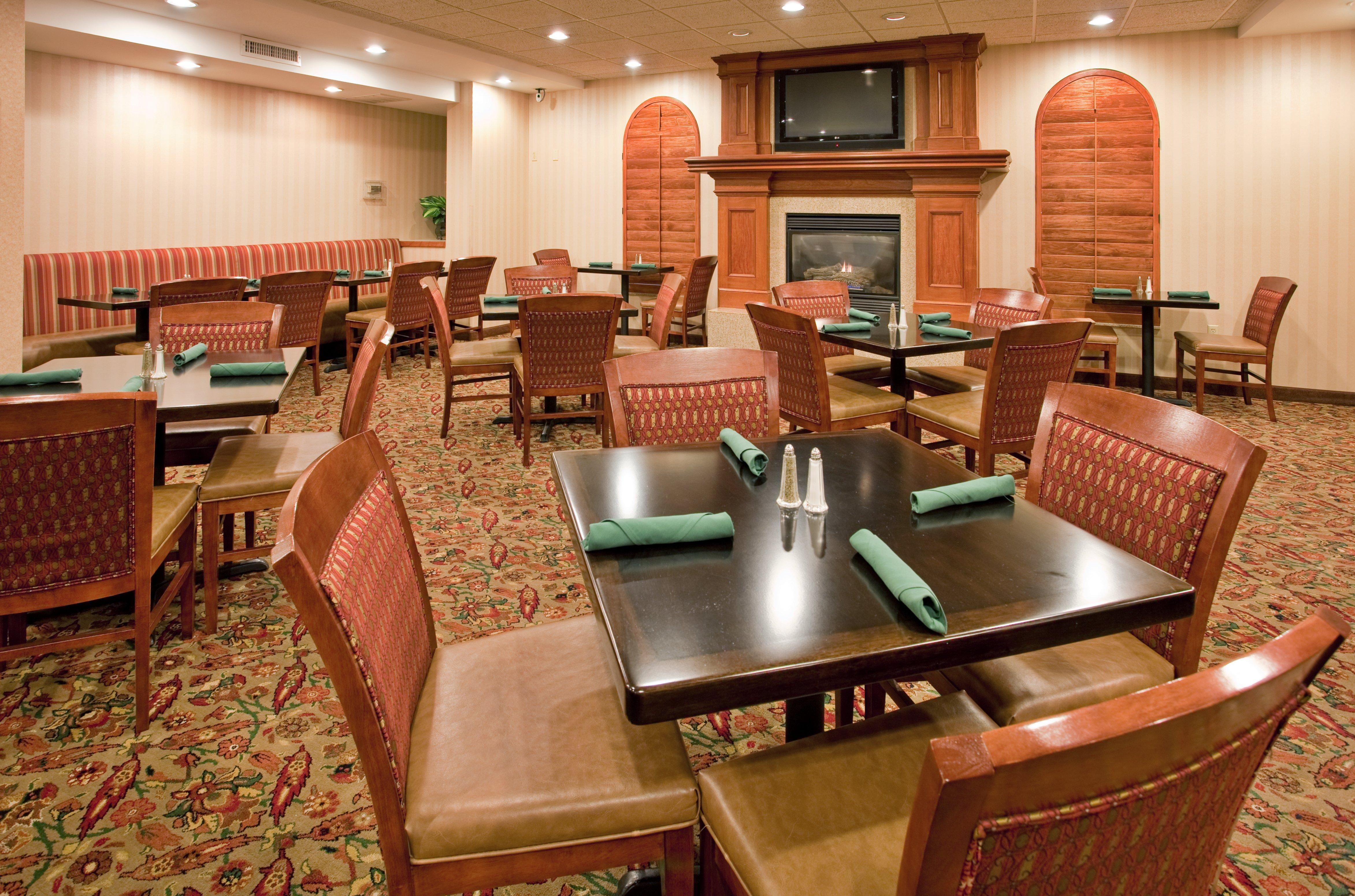 Holiday Inn Hotel & Suites Overland Park-Convention Center By Ihg Esterno foto