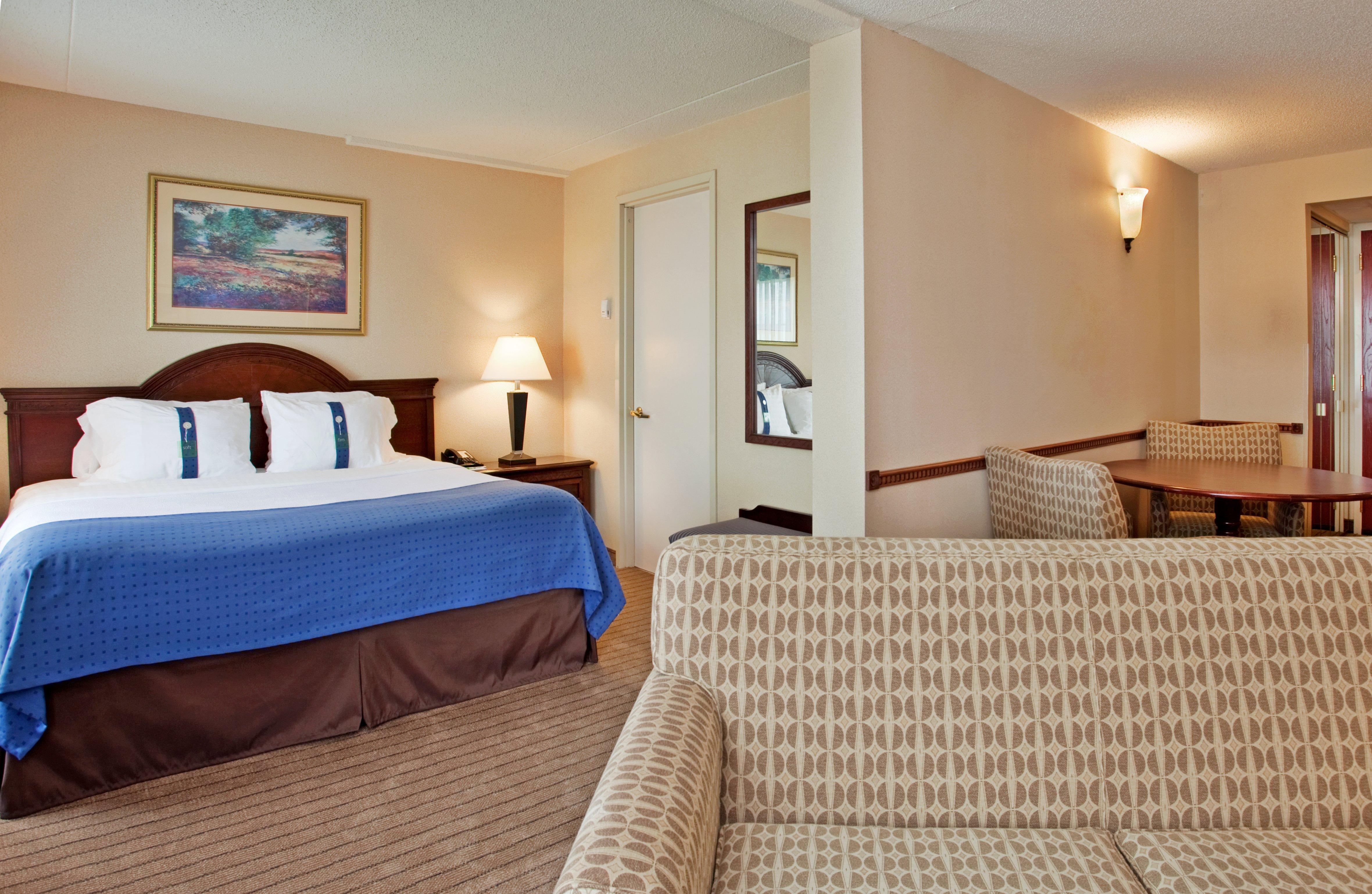 Holiday Inn Hotel & Suites Overland Park-Convention Center By Ihg Esterno foto