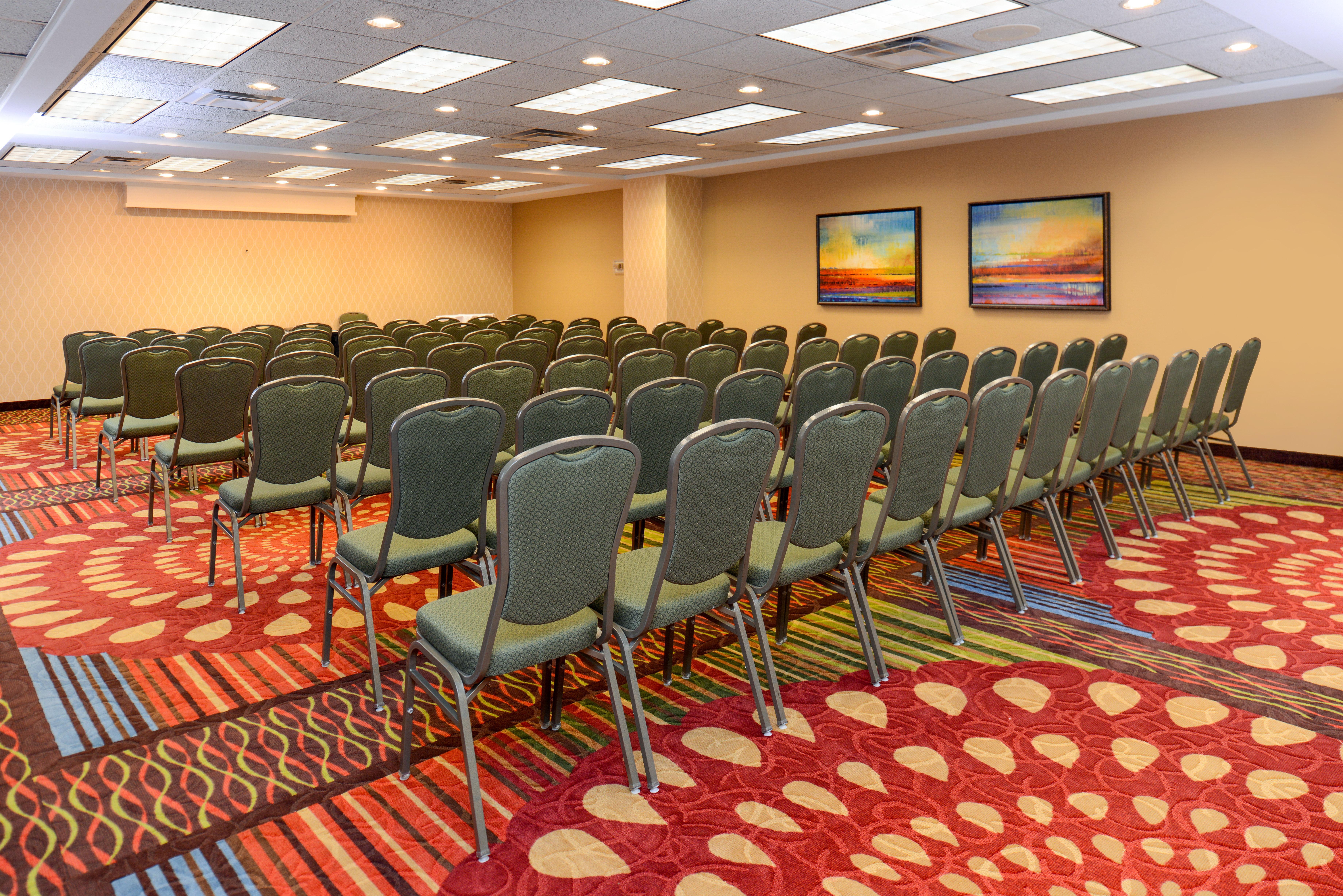 Holiday Inn Hotel & Suites Overland Park-Convention Center By Ihg Esterno foto