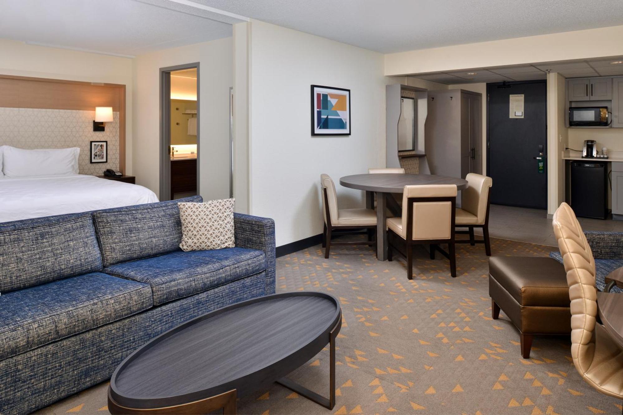 Holiday Inn Hotel & Suites Overland Park-Convention Center By Ihg Esterno foto